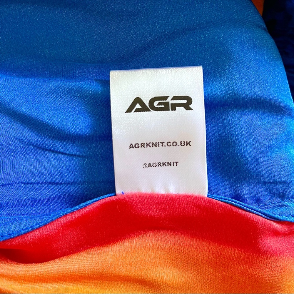 AGR 100% Silk Shorts - Picture 9 of 10